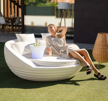 Cubitera con luz de polietileno AZOHÍA