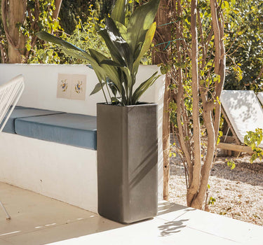 Jardinera alta rectangular de color BROMELIA 28