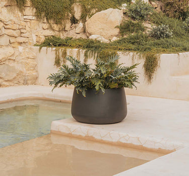 Macetero redondo de color CAMELIA 40