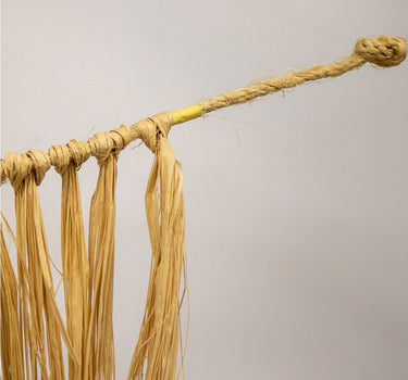 Guirnalda decorativa de flecos de rafia natural