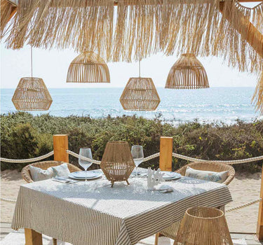 Guirnalda decorativa de flecos de rafia natural