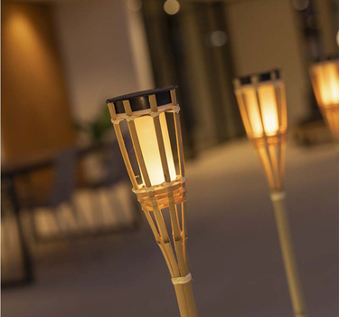 Pica solar para jardín con luz efecto fuego HIAMA (24 unidades)