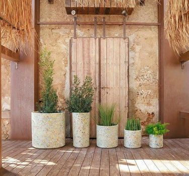 CIRCOOLAR Macetero redondo  HORTENSIA Material Reciclado
