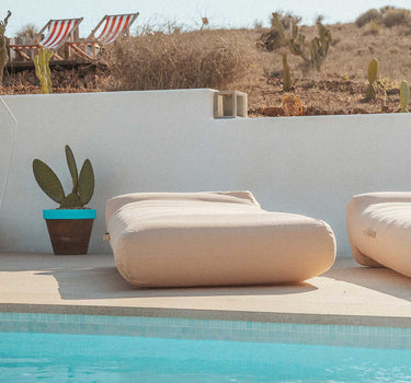 TUMBONA INFLABLE DE ALTA RESISTENCIA PARA JARDÍN Y PARA PISCINA (FLOTANTE) ILLETES