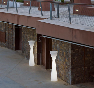 LÁMPARA DE PIE KONIKA 170