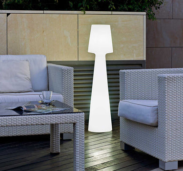 LÁMPARA DE PIE LOLA 110