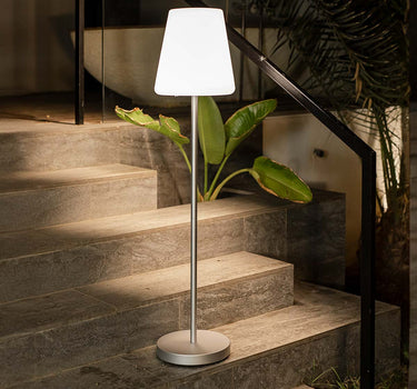 LÁMPARA DE PIE SOLAR PARA EXTERIOR LOLA SLIM 120