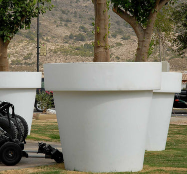 Macetero gigante de color MAGNOLIA 120