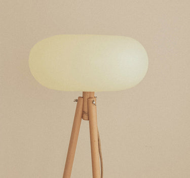 LÁMPARA DE PIE DE DISEÑO CON PATAS DE MADERA DENISE 140