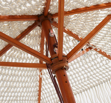 Sombrilla hecha de macramé BINIBECA para exterior ø210x229cm