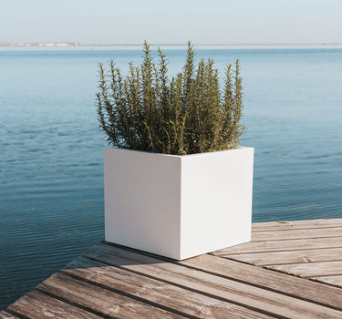 MACETERO CUADRADO DE COLOR NARCISO 35