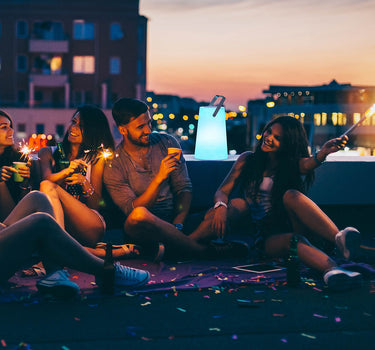 ALTAVOZ PORTÁTIL CON LUZ NÓMADA PLAY