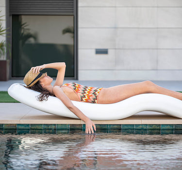 RASA ligstoel voor zwembaden, hotels en strandclubs