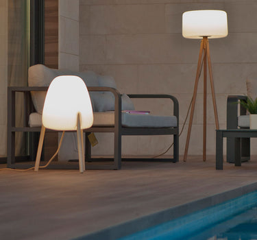 LÁMPARA DE PIE DE DISEÑO CON PATAS DE MADERA ROCKET 70