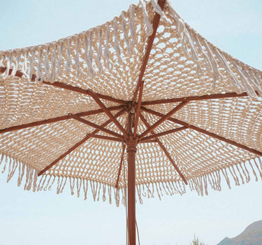Sombrilla hecha de macramé BINIBECA para exterior ø210x229cm