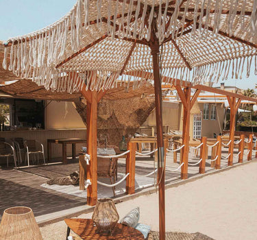 Sombrilla hecha de macramé BINIBECA para exterior ø210x229cm