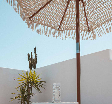 Sombrilla hecha de macramé BINIBECA para exterior ø210x229cm