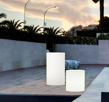 LÁMPARA DE PIE CILÍNDRICA TUBY