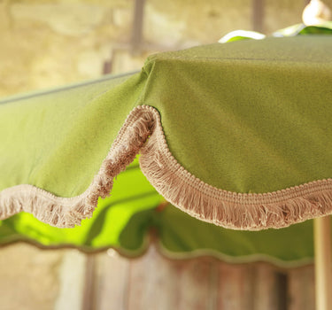 Sombrilla vintage verde con flecos TULUM ø230