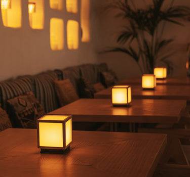 Farol solar portátil sin cables Vega Lantern