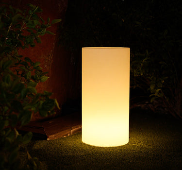 LÁMPARA DE PIE CILÍNDRICA TUBY