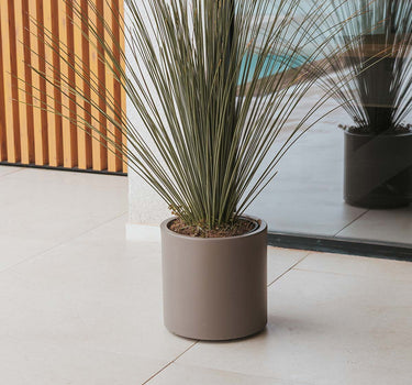 Macetero redondo de color HORTENSIA 30