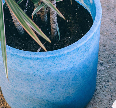 CIRCOOLAR Macetero redondo de color HORTENSIA Material Reciclado