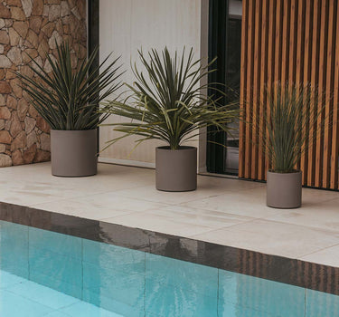 Macetero redondo de color HORTENSIA 30