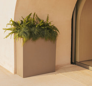 Macetero rectangular de color JUNCO 80