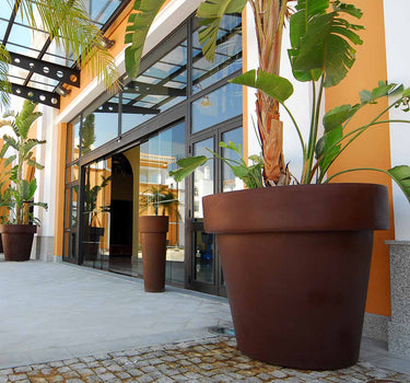 Macetero grande de color MAGNOLIA 80CM