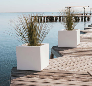 Macetero cuadrado de color NARCISO 50