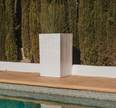 Macetero alto de color OLIVO HIGH