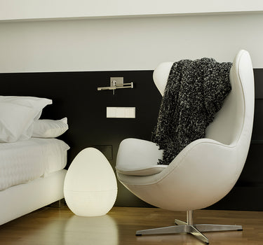 LÁMPARA EN FORMA DE HUEVO OVO