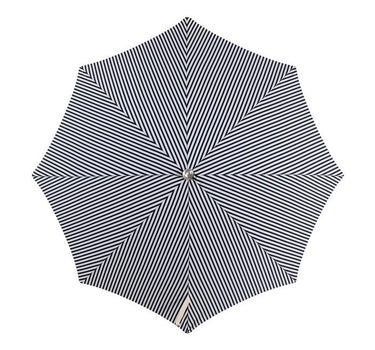 Sombrilla vintage de rayas azul marino con flecos ø180 x 230 cm.