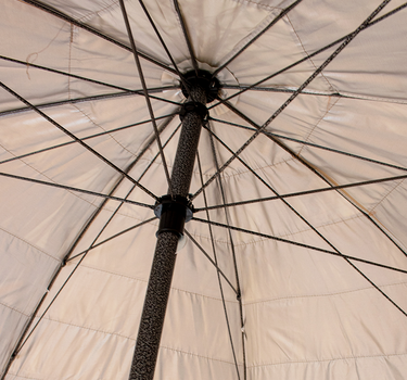 Sombrilla hawaiana de acero para exterior ø220 x 230cm